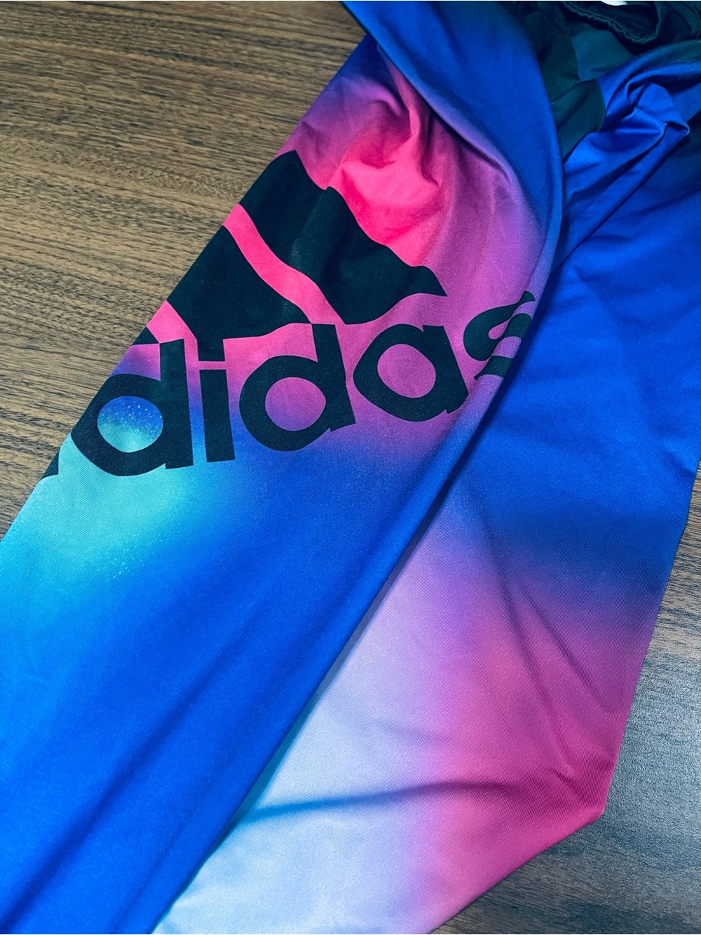 adidas White and Black with Logo Print - Picture 3 of 8